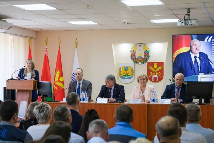 Тренды и новые направления развития туризма в Беларуси: на Белорусском цементном заводе прошел Единый день информирования