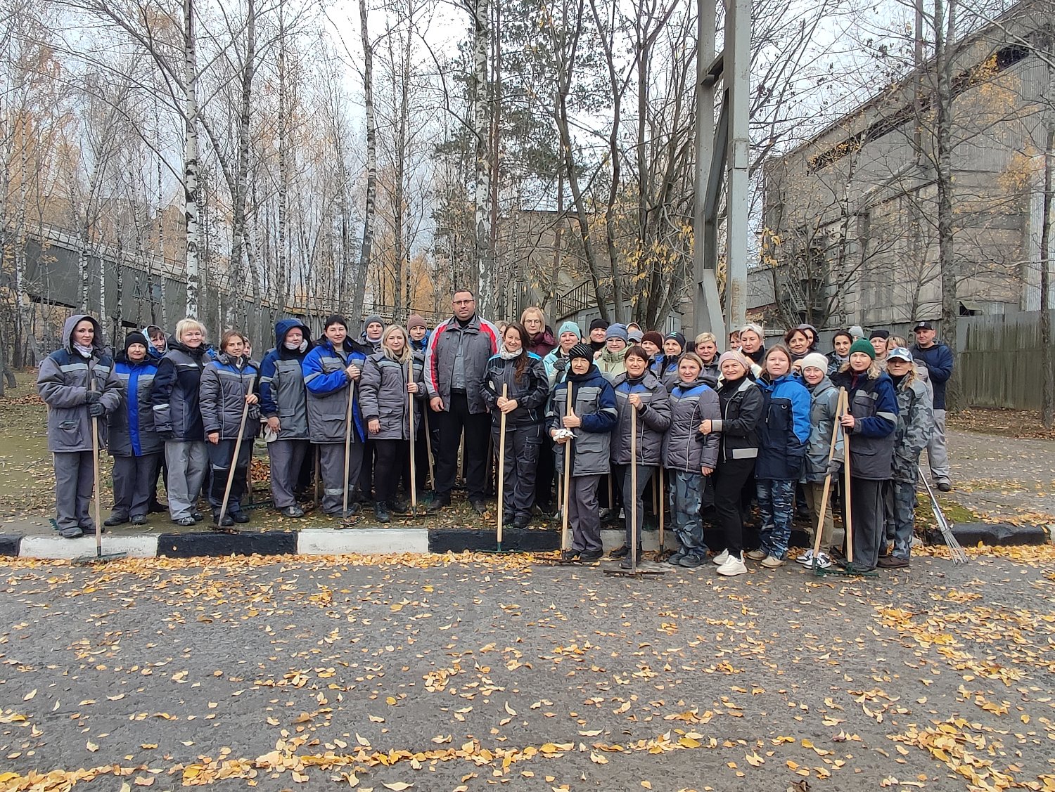 Дружно, вместе, с оптимизмом Дружно, вместе, с оптимизмом