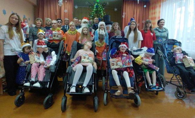 Благотворительный утренник, в рамках акции «Наши дети» прошел в Костюковичском ЦКРОиР