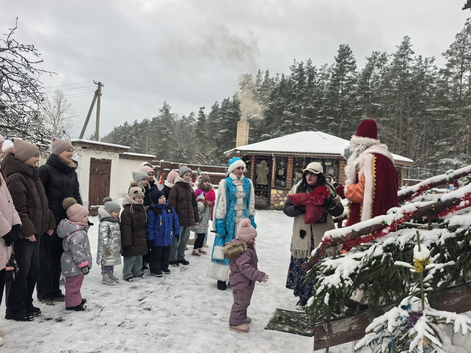 Новогоднее волшебство для деток цементного завода